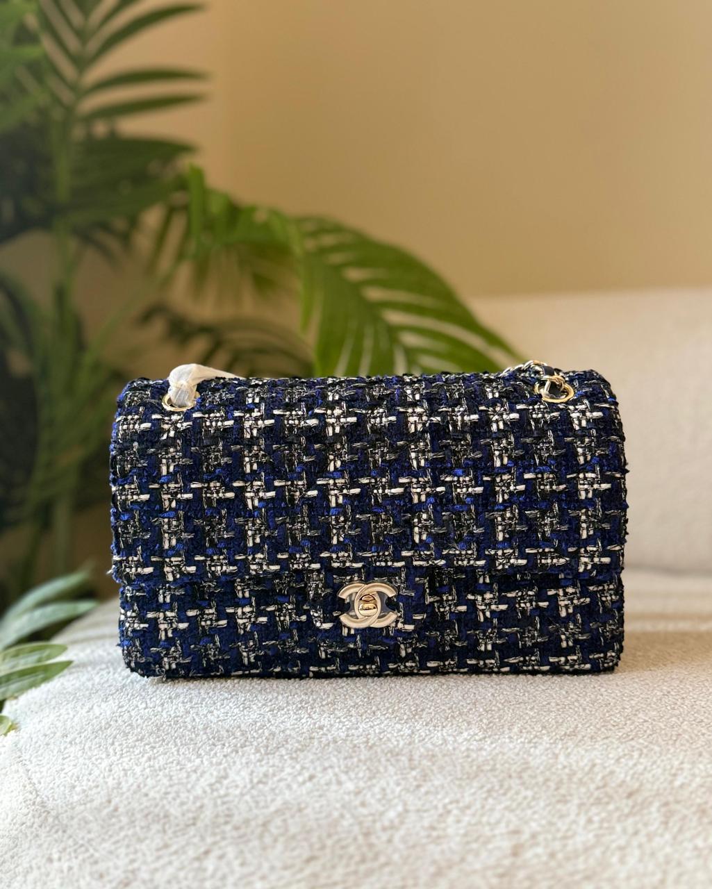 Ladies ch’nel 26 bags