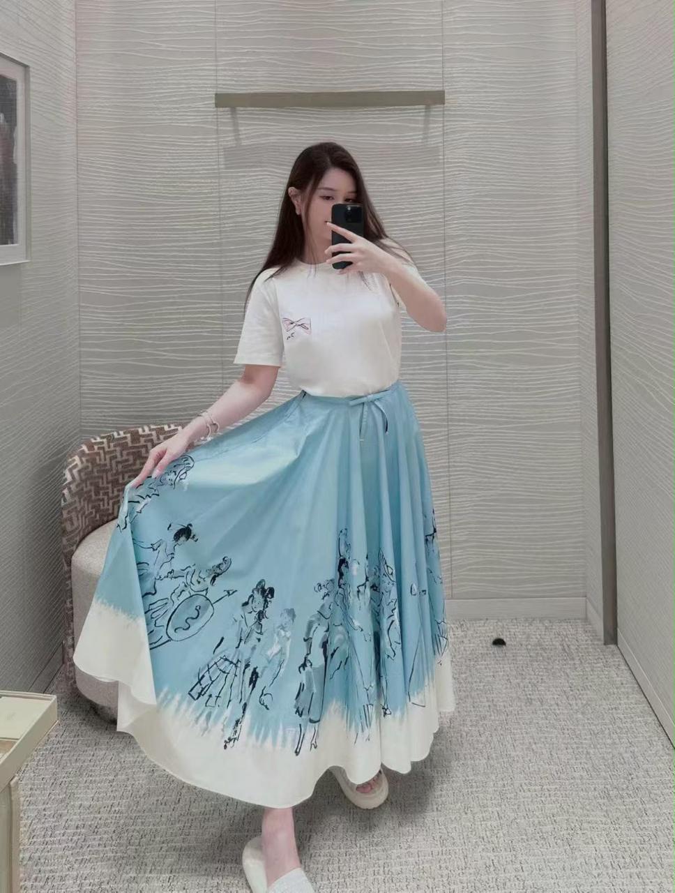 Ladies skirts