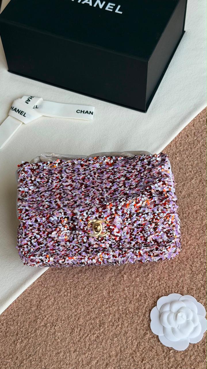 Ladies ch’nel 26 bags