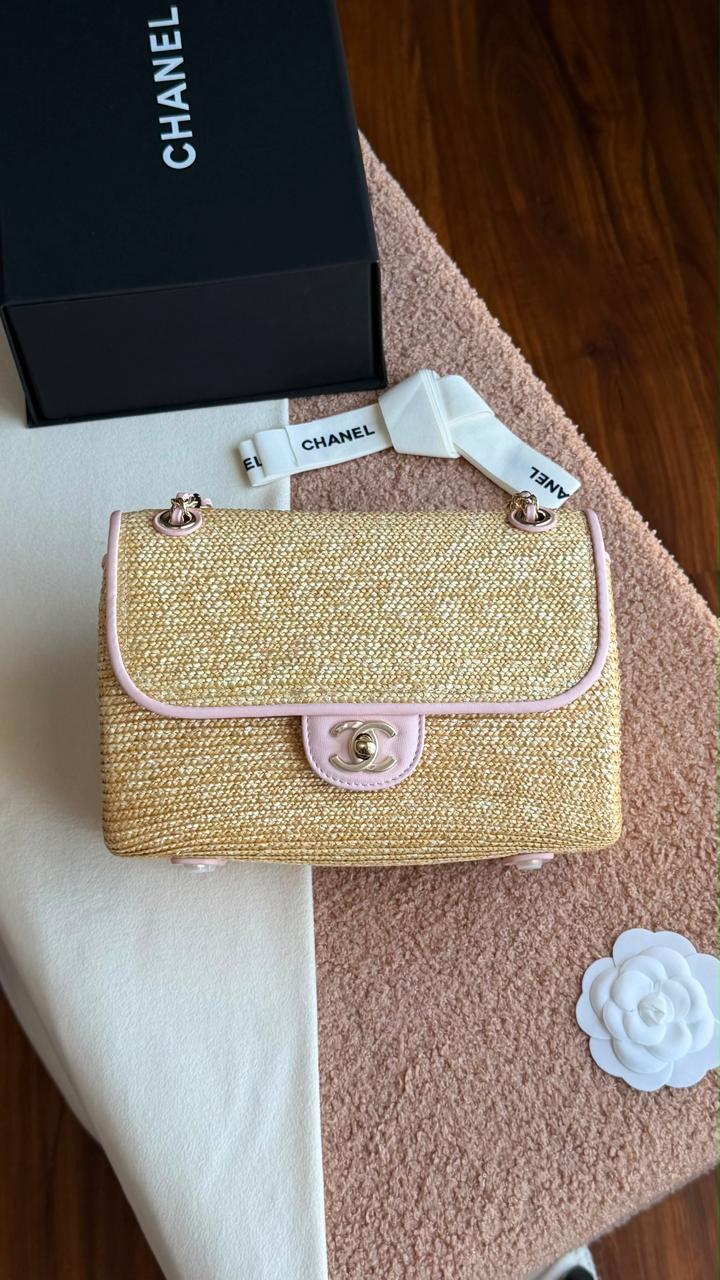 Ladies ch’nel 26 bags