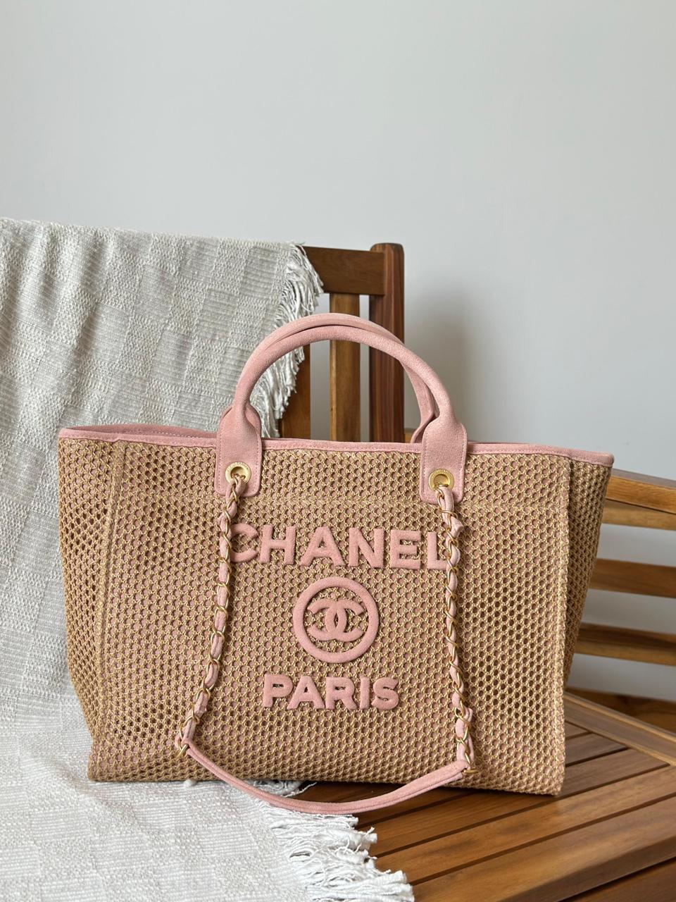 Ladies ch’nel 26 bags