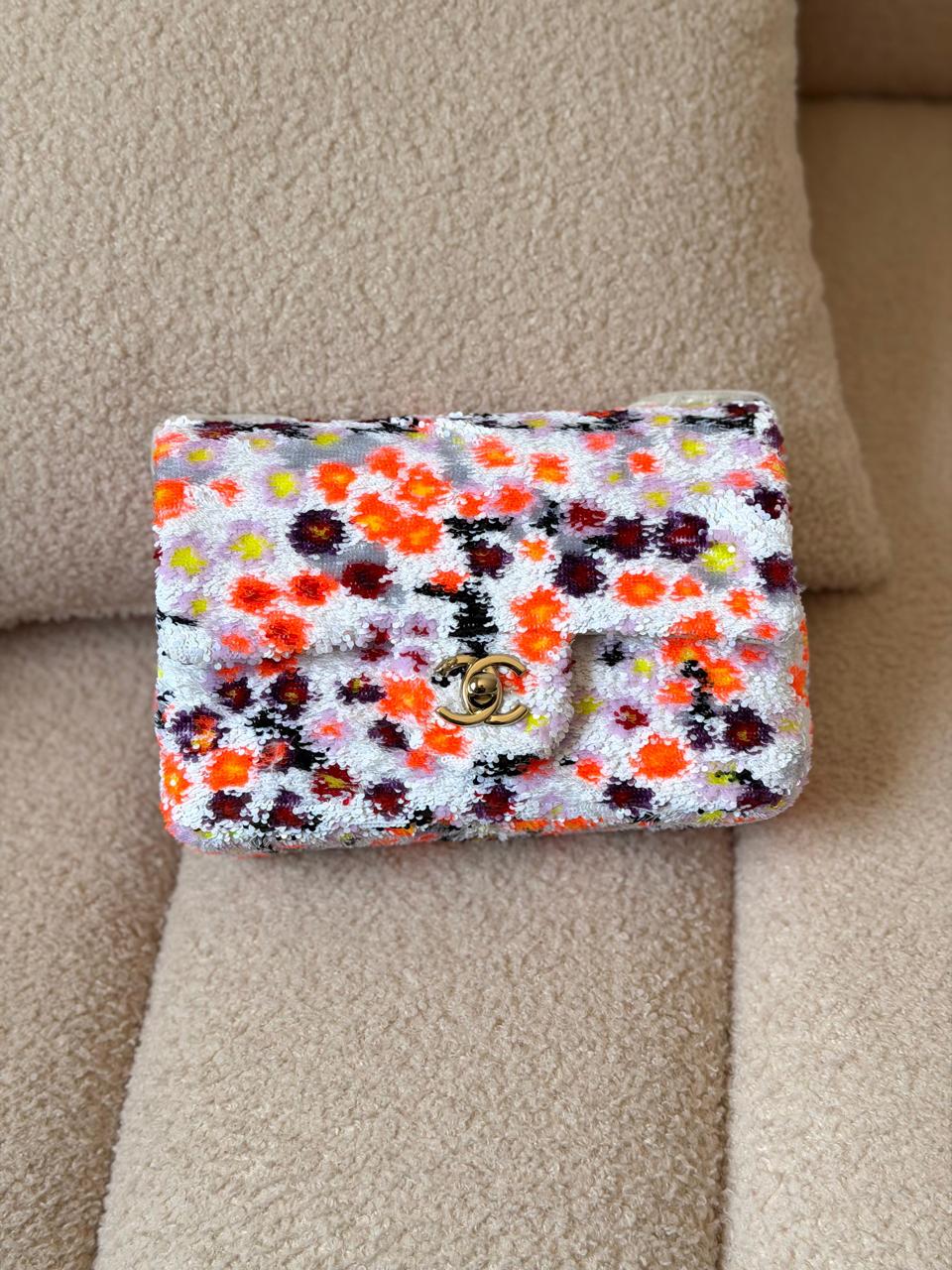 Ladies ch’nel 26 bags