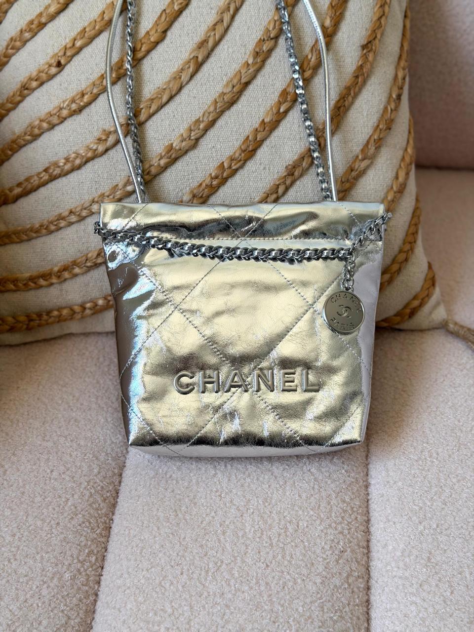Ladies ch’nel 26 bags