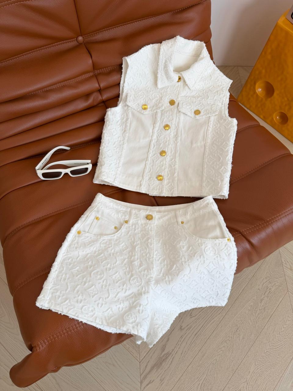 Ladies dresses