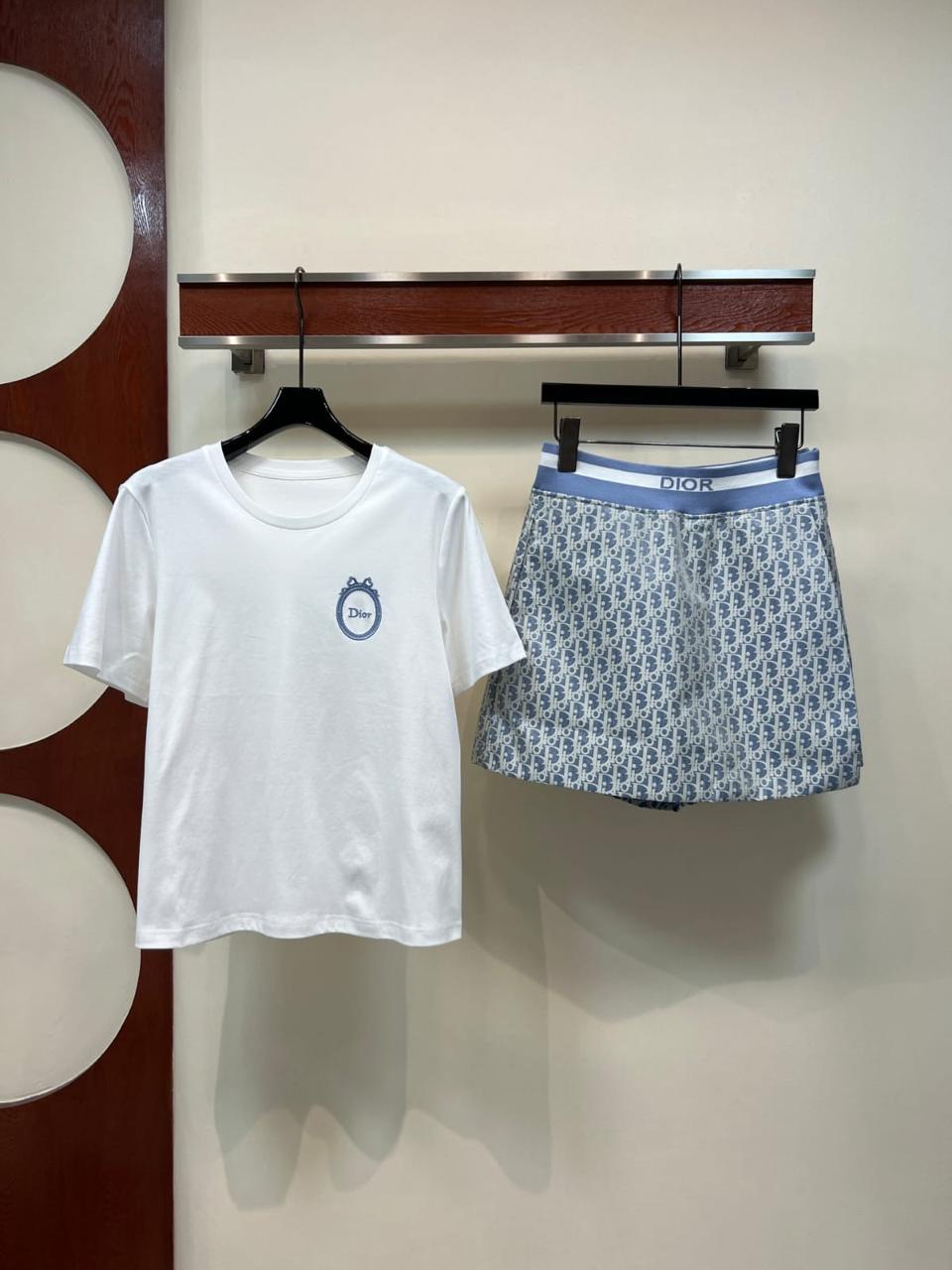 Ladies dresses