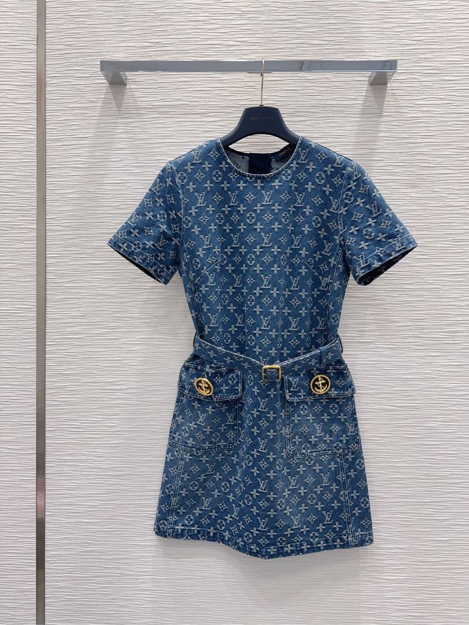 Ladies dresses