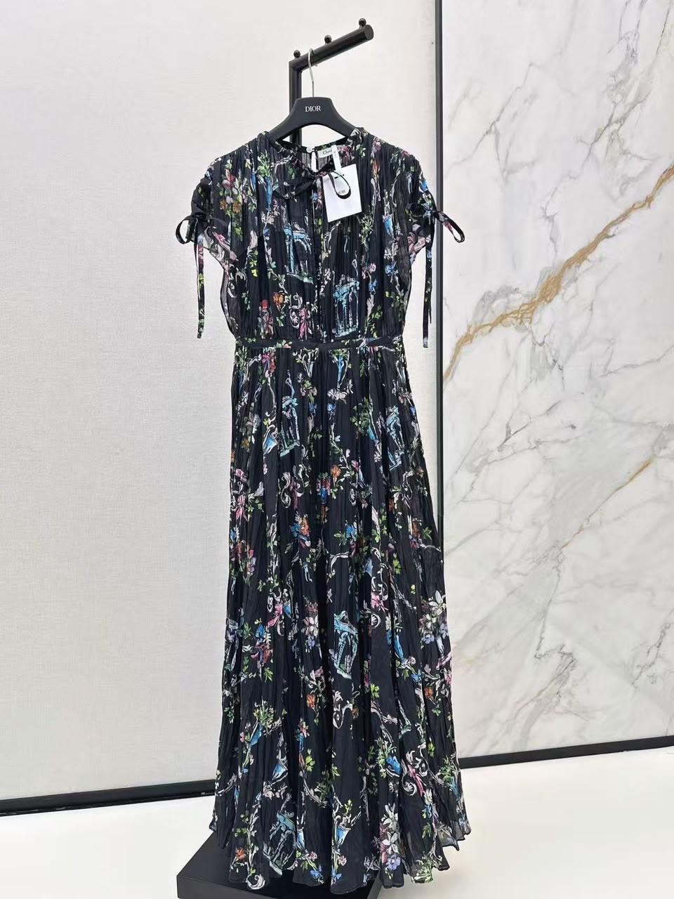 Ladies dresses
