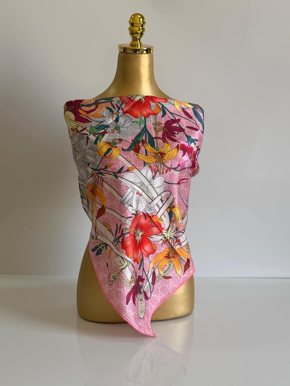 Ladies scarf
