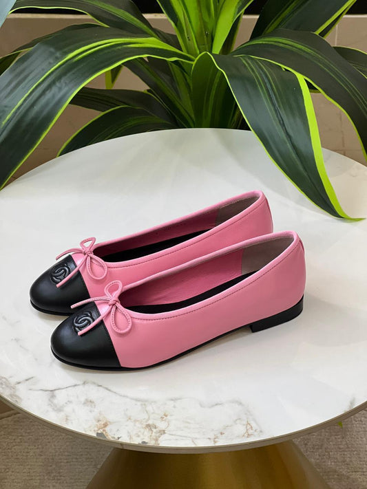 Ladies shoes