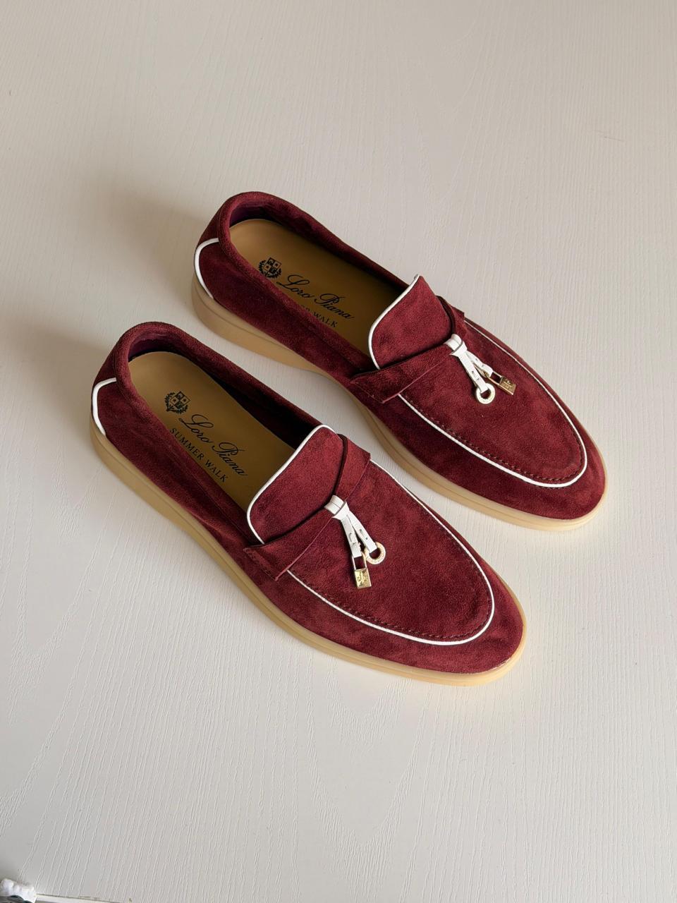 Ladies shoes