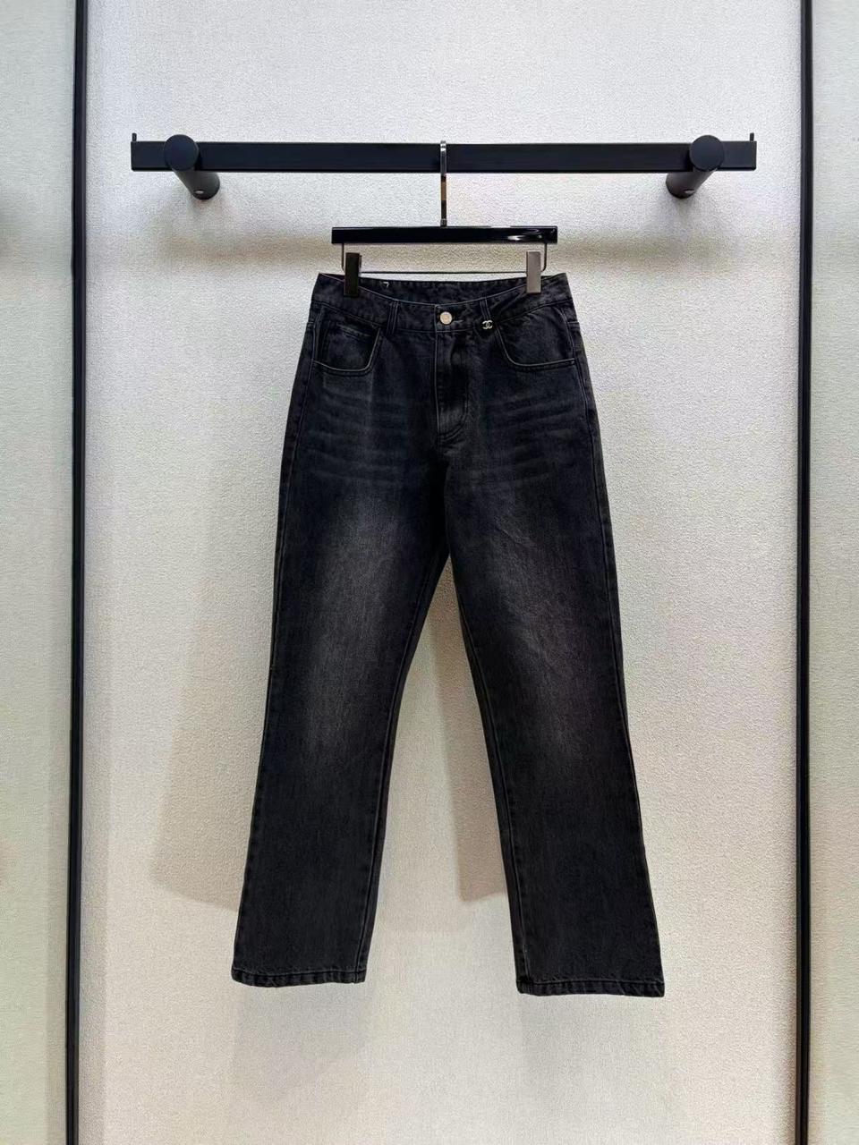 Ladies pants & shorts