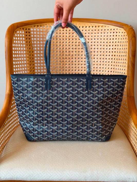 Ladies G*yard bags