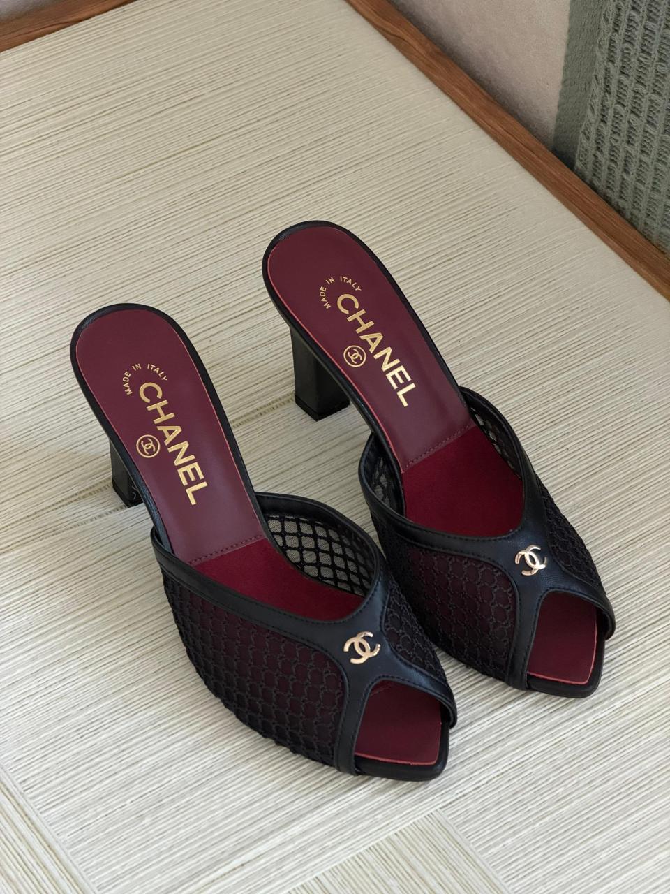 Ladies heels