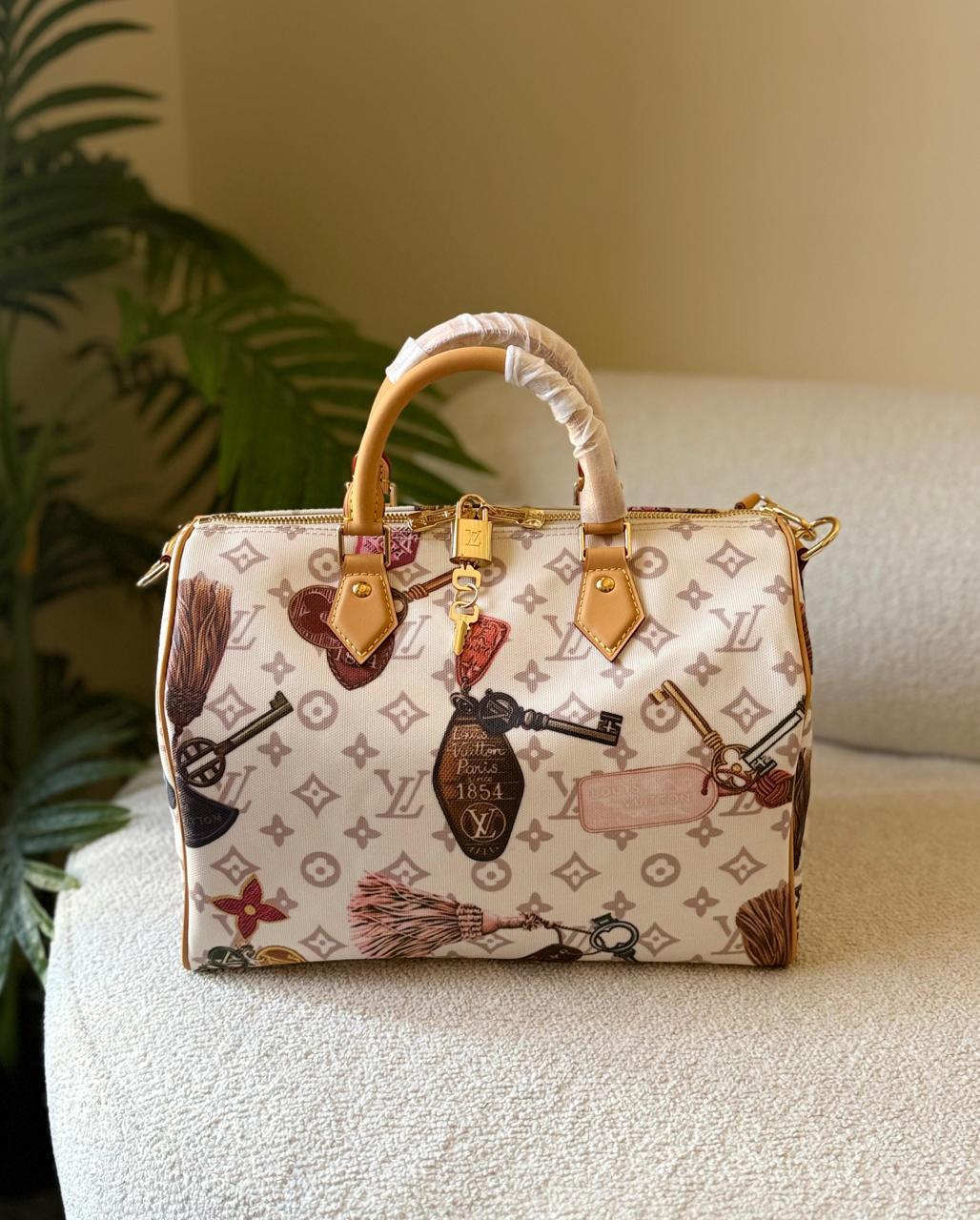 Ladies L*vi Bags