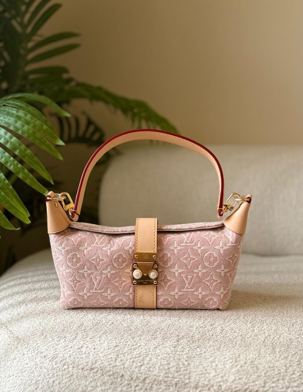 Ladies L*vi Bags