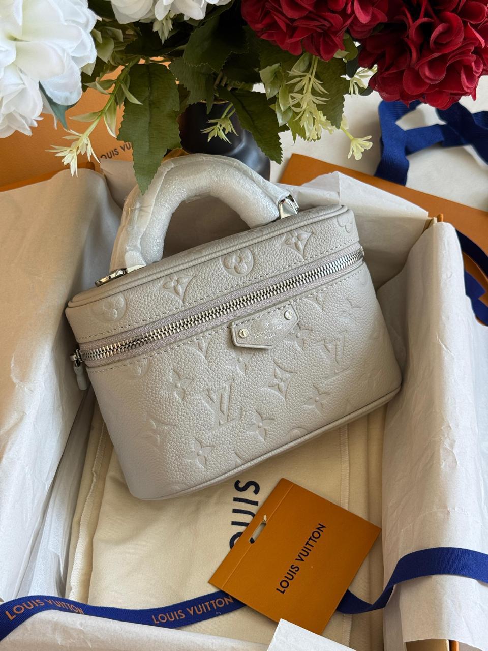 Ladies L*vi Bags