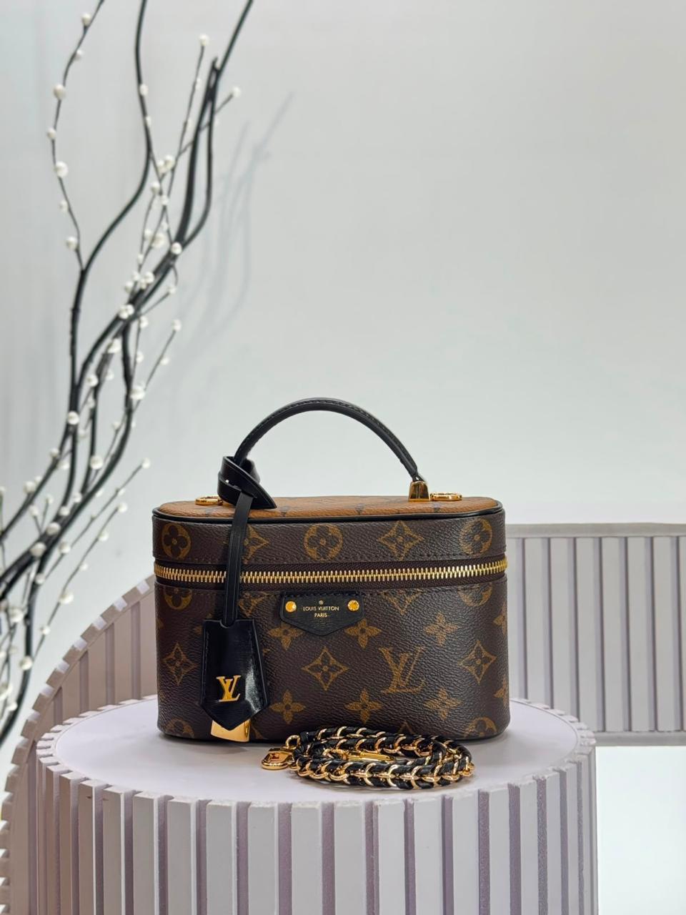 Ladies L*vi Bags