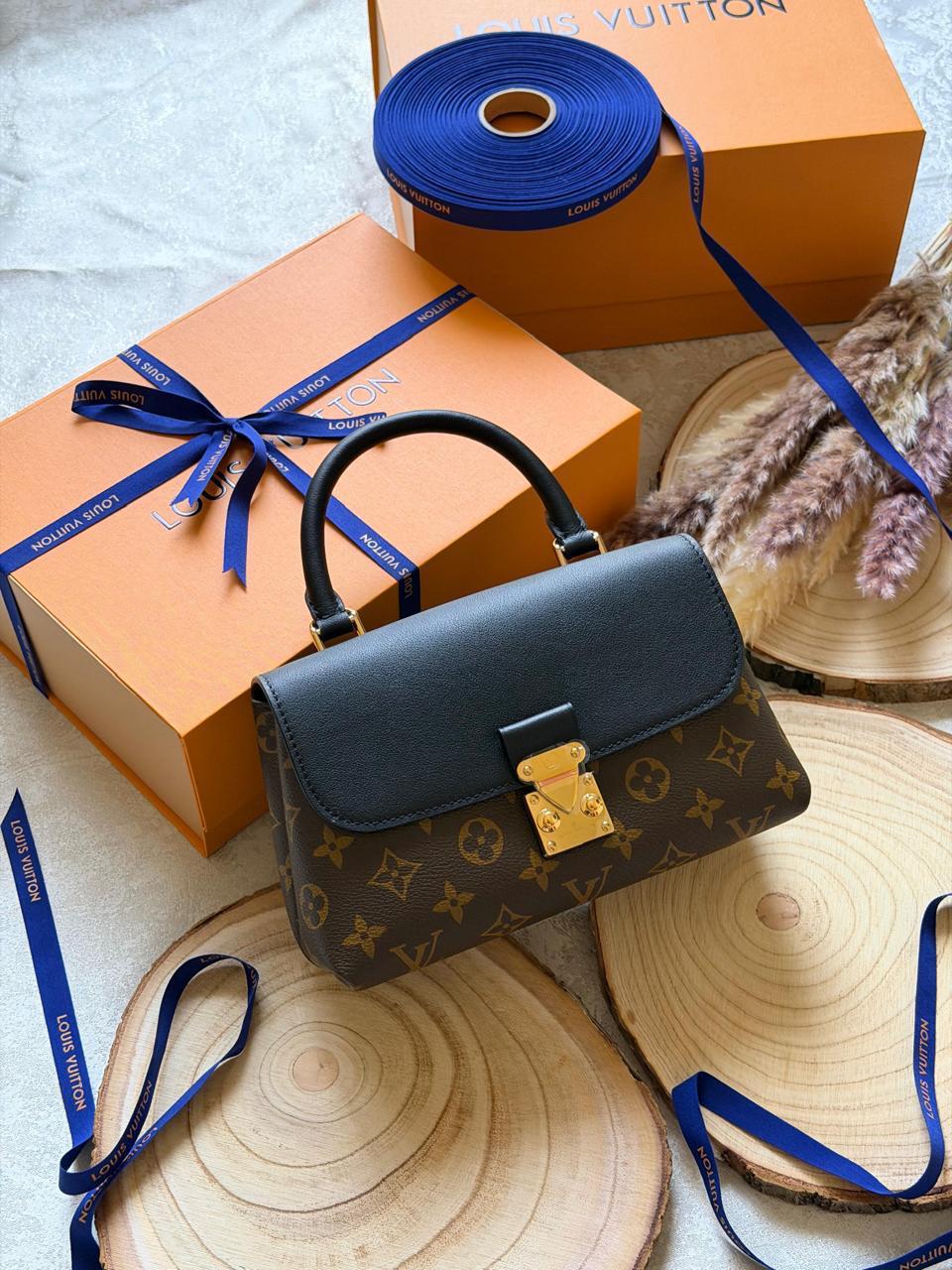 Ladies L*vi Bags