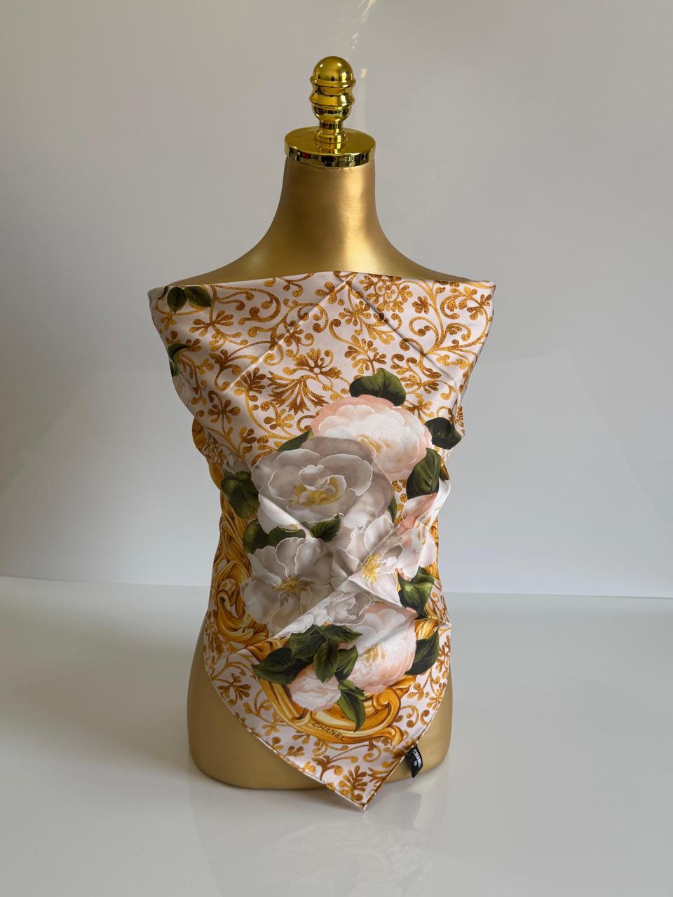 Ladies scarf
