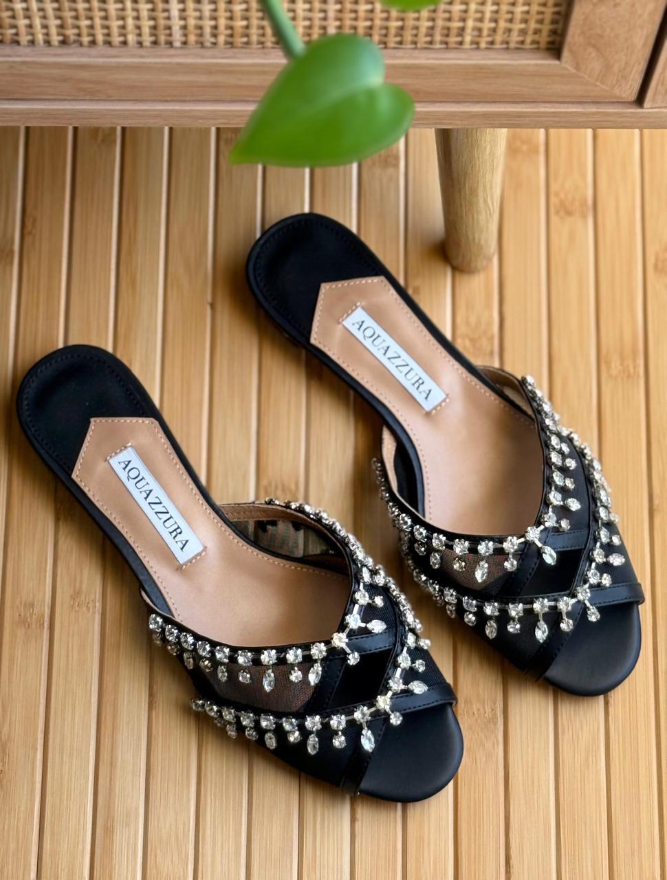Ladies flats