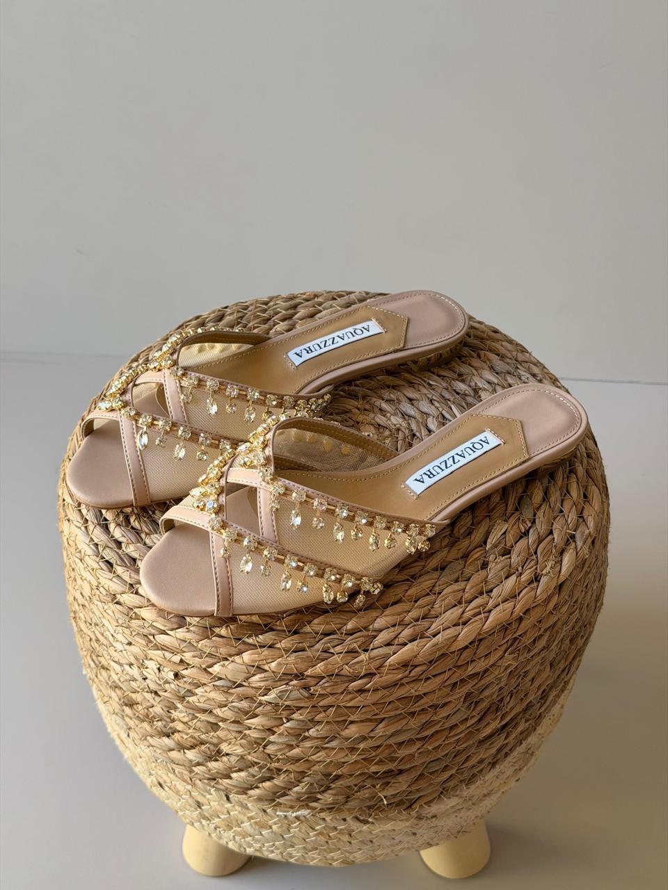 Ladies flats