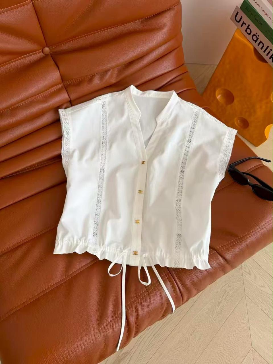 Ladies t-shirts & tops