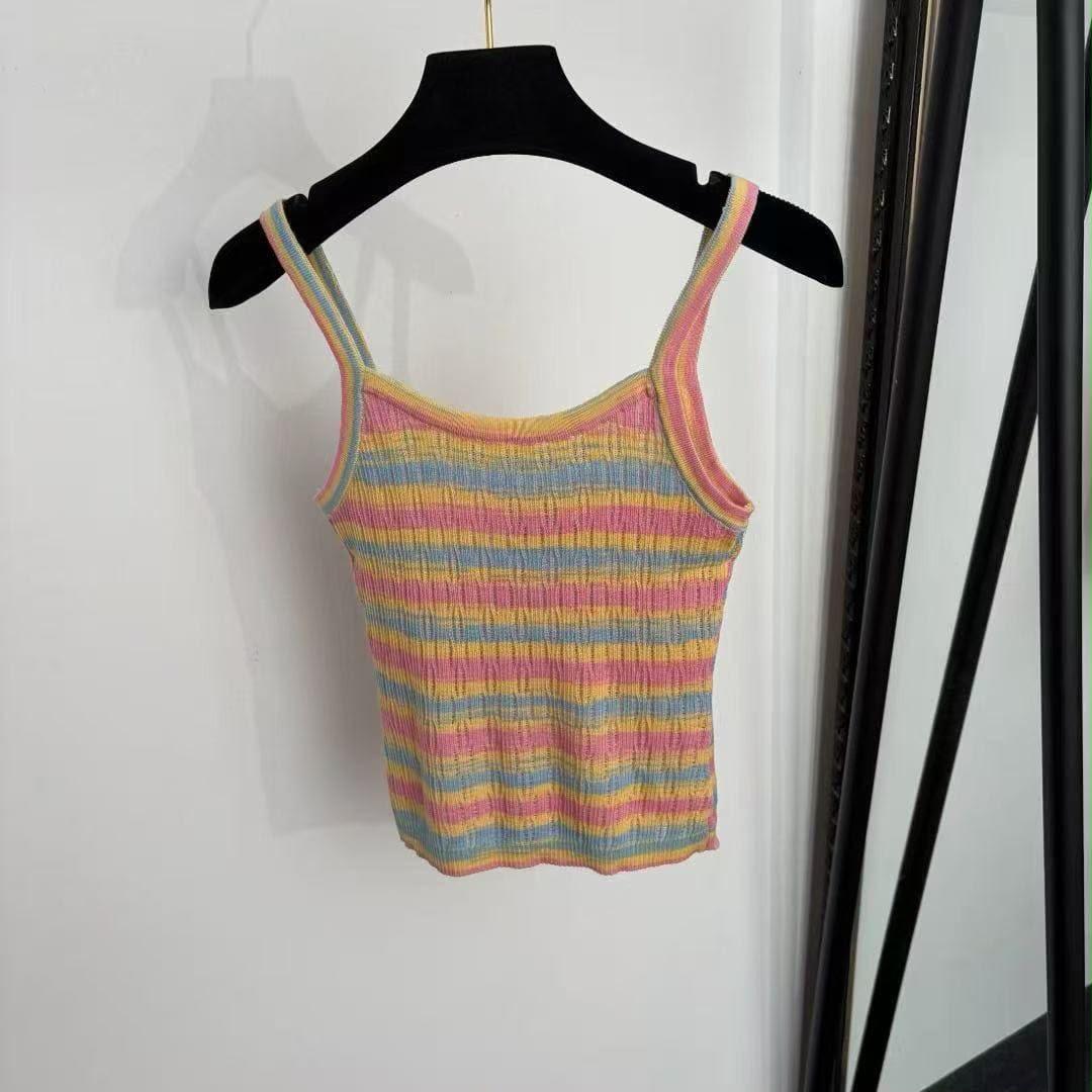 Ladies t-shirts & tops