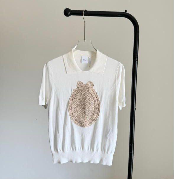 Ladies t-shirts & tops
