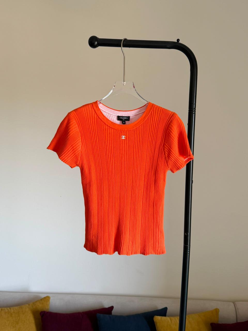 Ladies t-shirts & tops