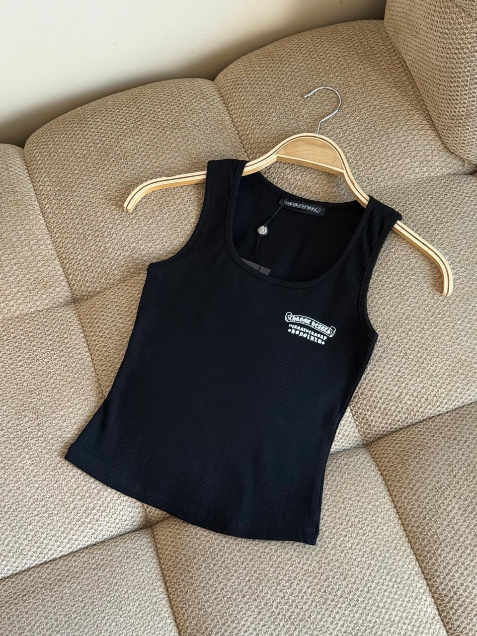 Ladies t-shirts & tops
