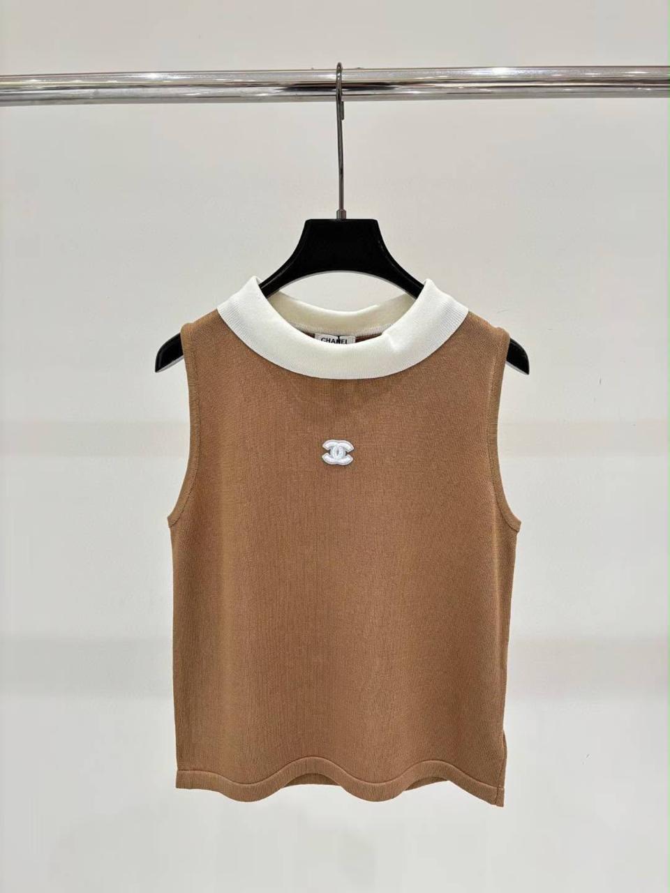 Ladies t-shirts & tops