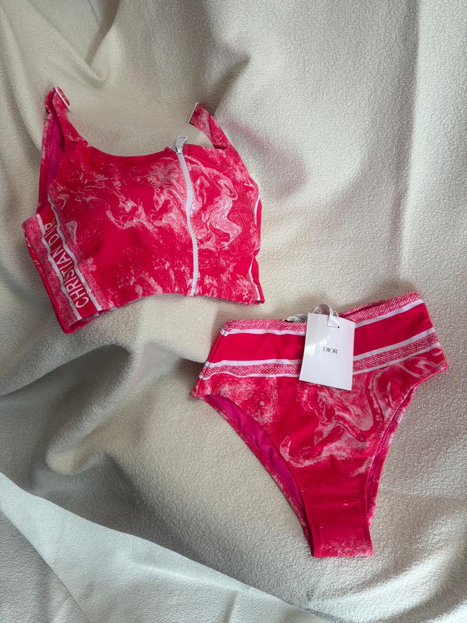 Ladies swimsuits & bikini
