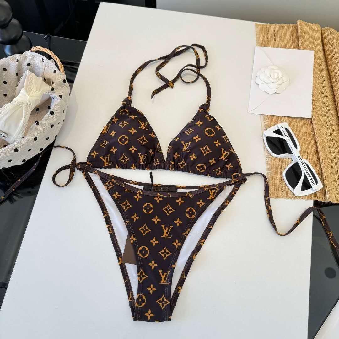 Ladies swimsuits & bikini