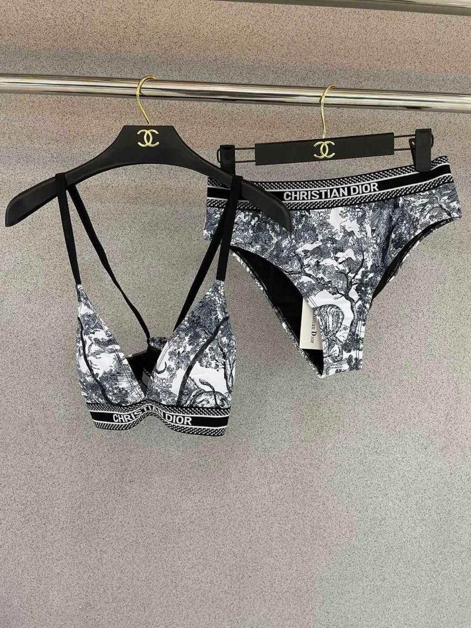 Ladies swimsuits & bikini