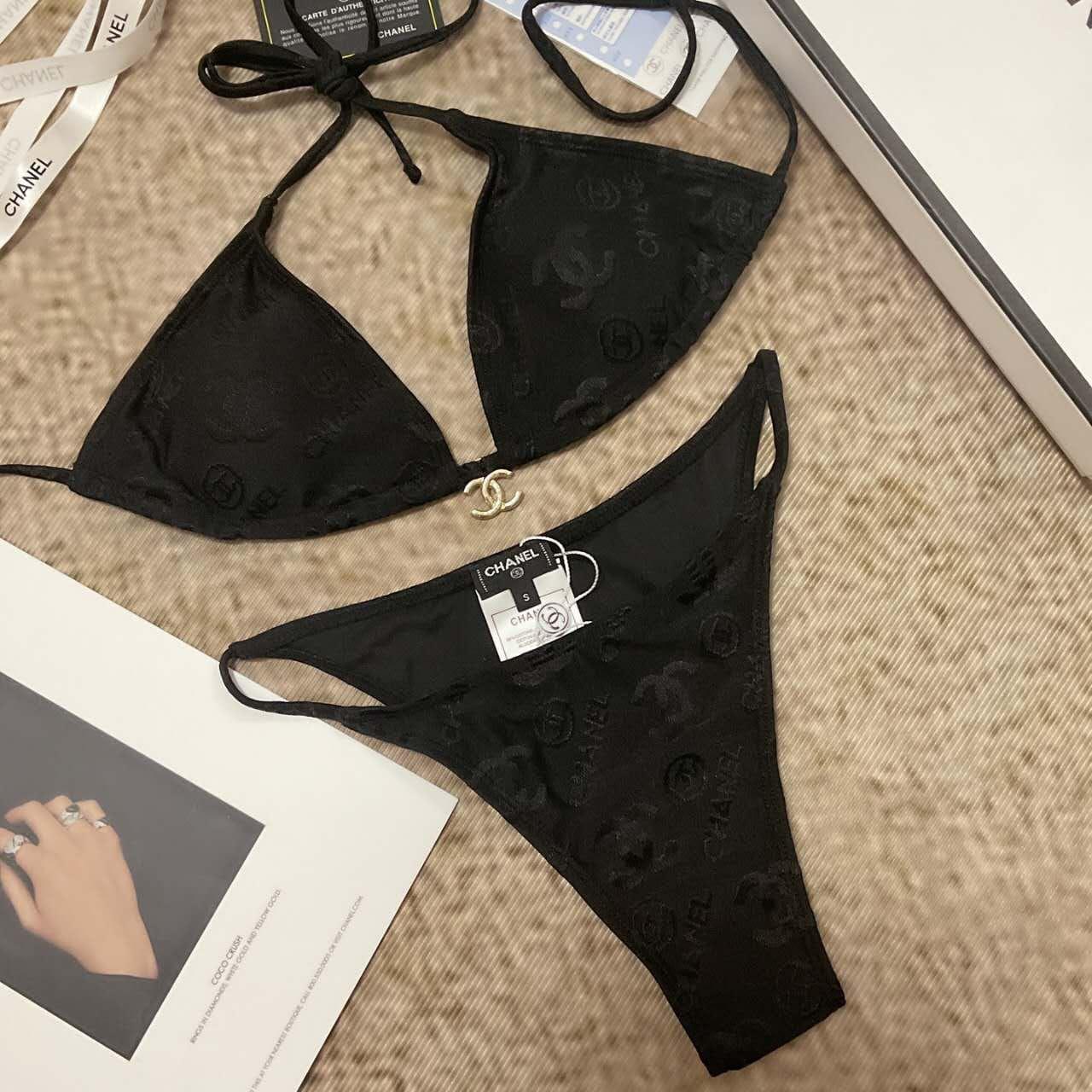 Ladies swimsuits & bikini