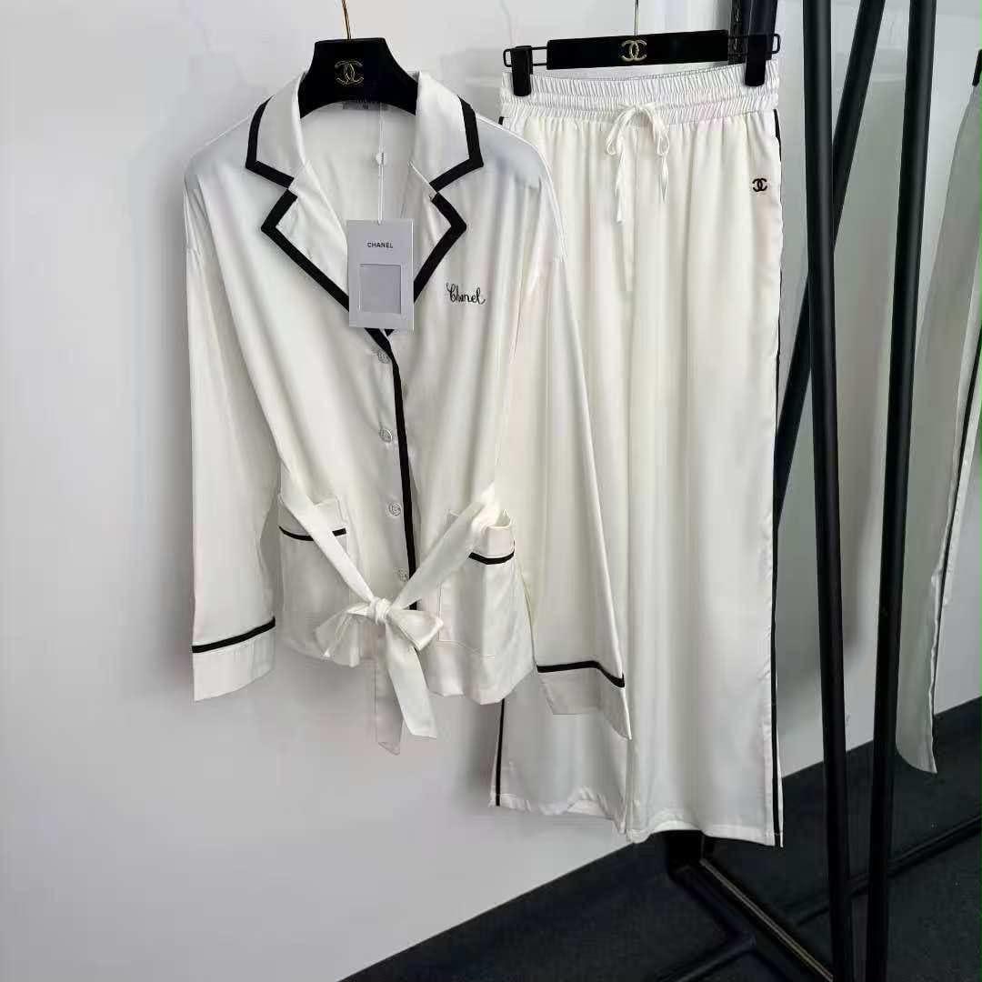 Ladies dresses