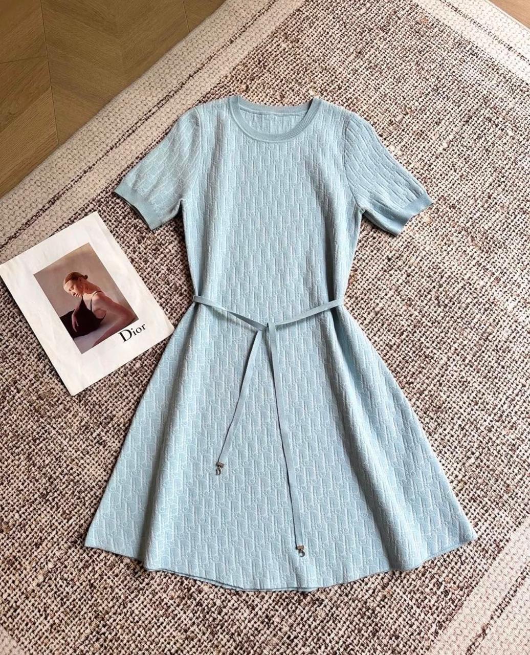 Ladies dresses