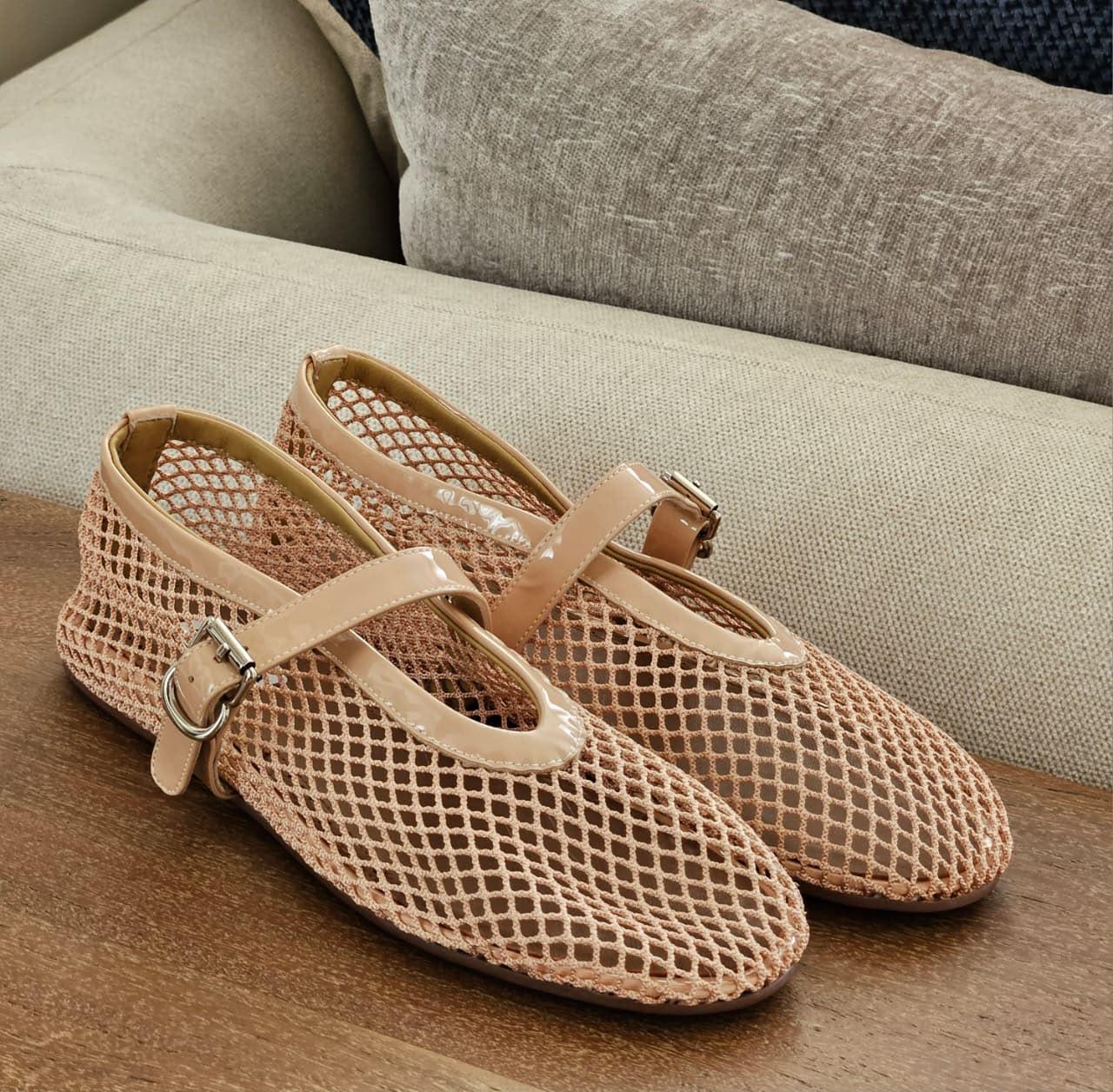 Ladies shoes