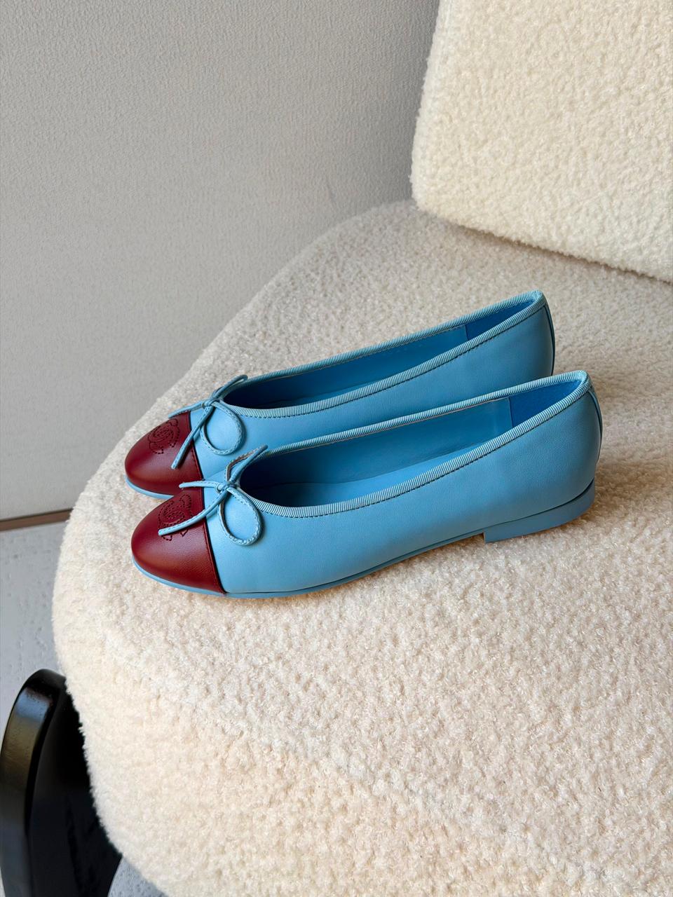 Ladies shoes