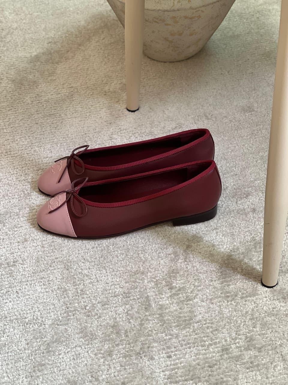 Ladies shoes