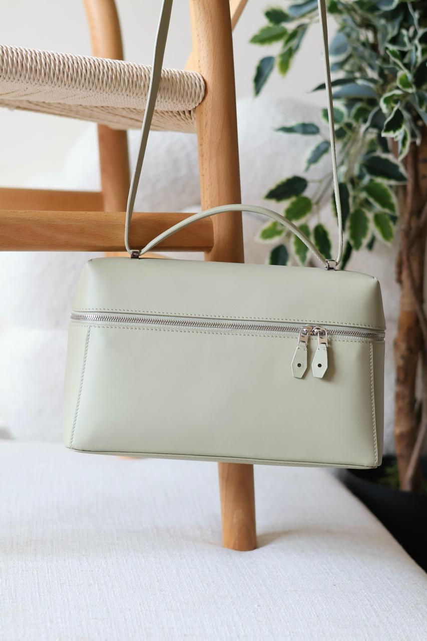 Ladies l*ro bags