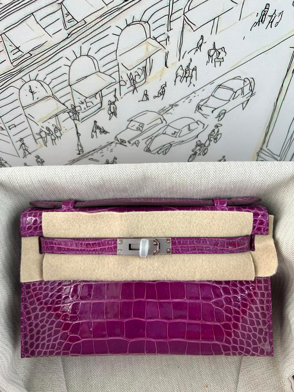 Ladies Herm**s bags