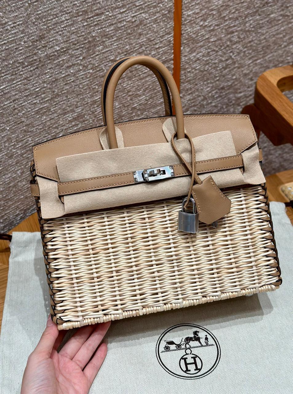 Ladies Herm**s bags