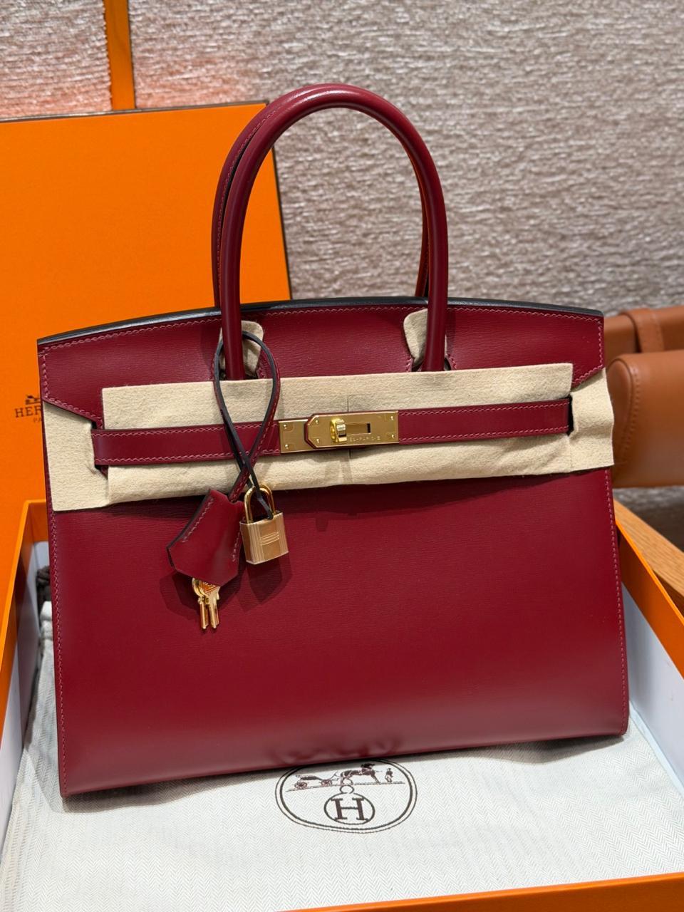 Ladies Herm**s bags