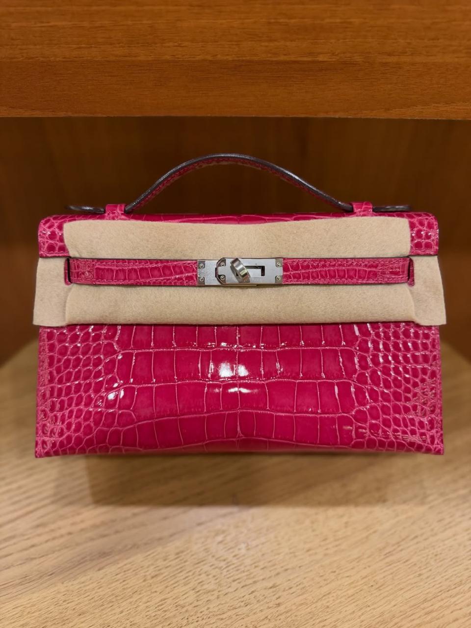 Ladies Herm**s bags