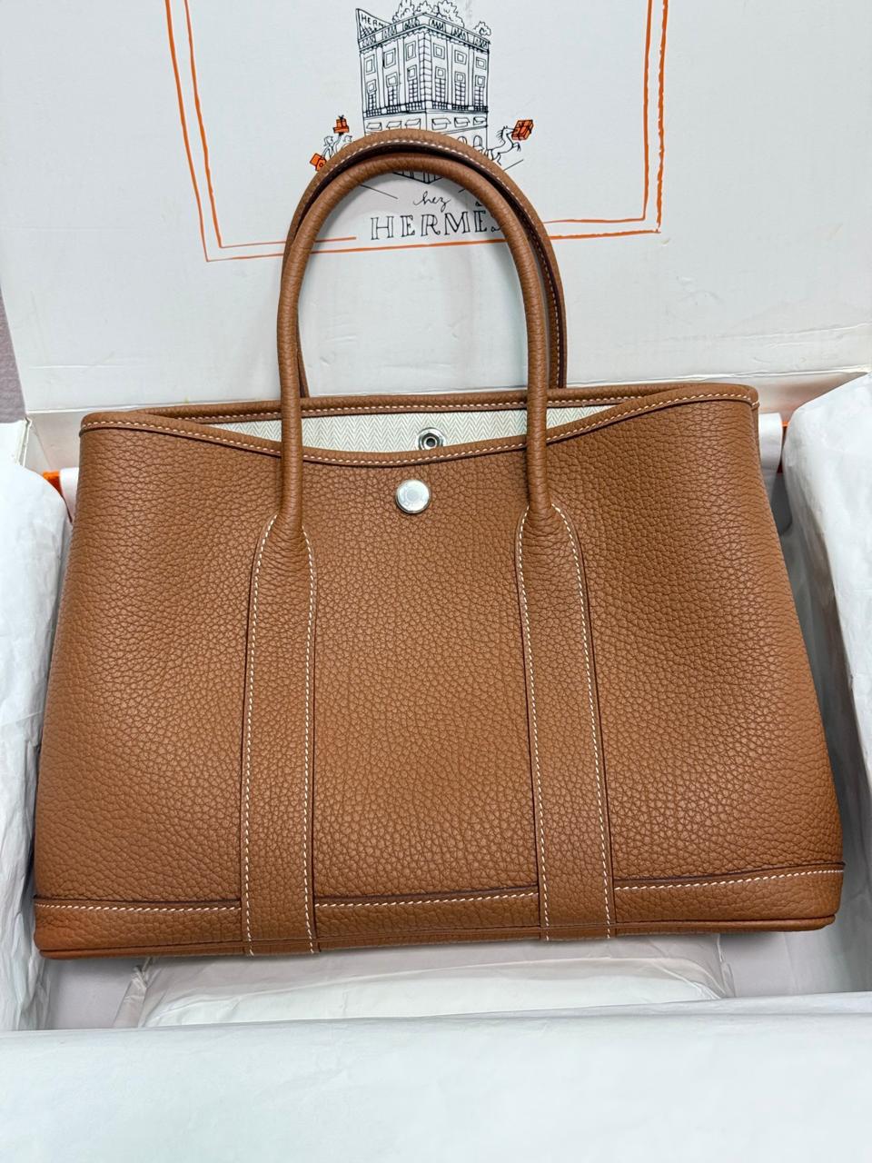 Ladies Herm**s bags