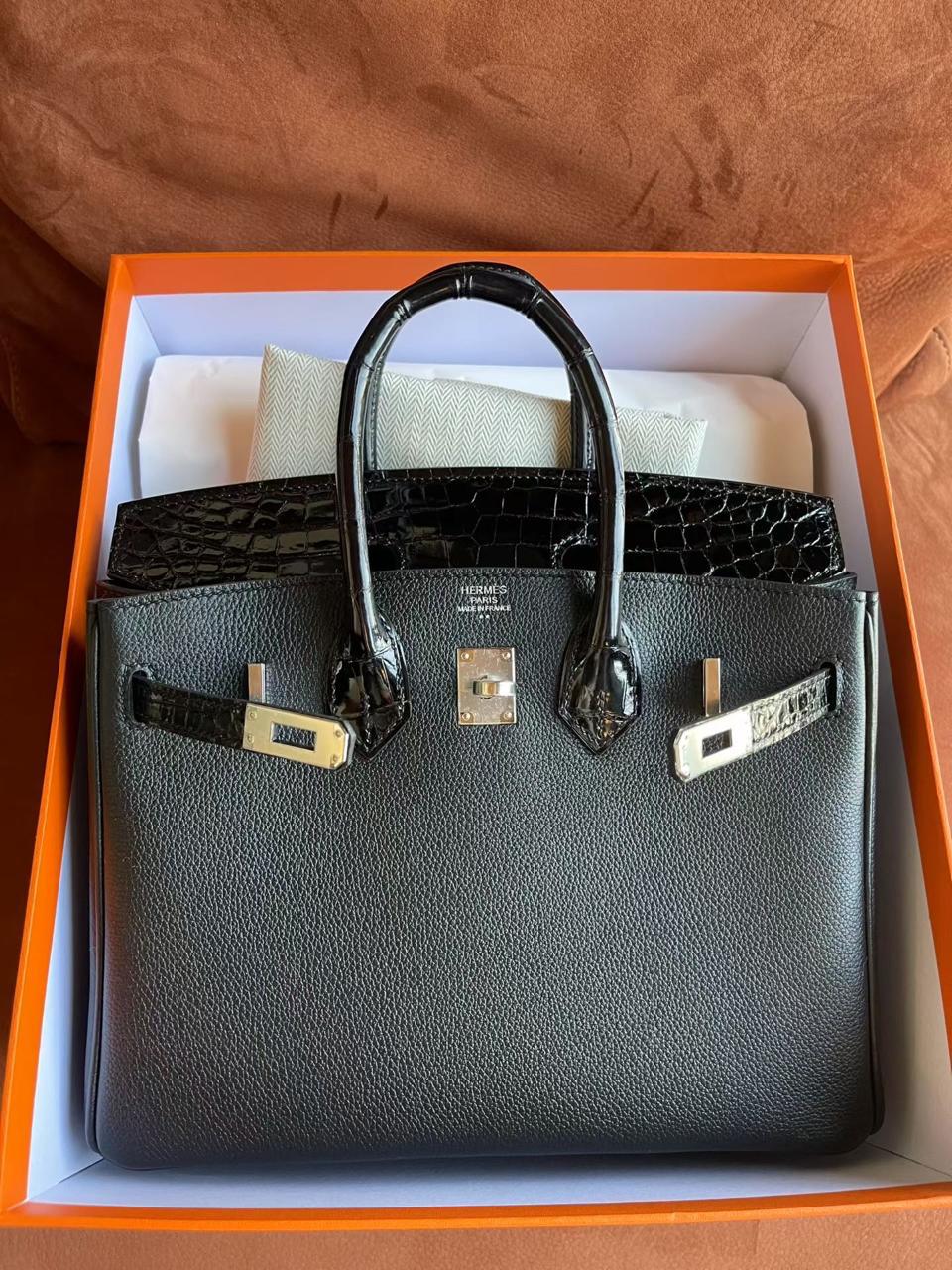 Ladies Herm**s bags