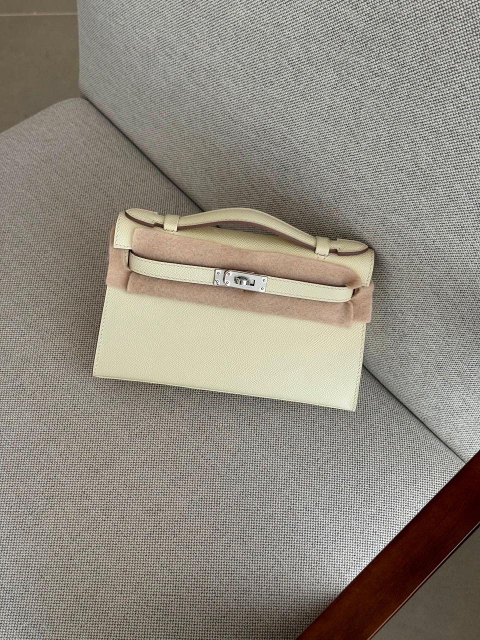 Ladies Herm**s bags