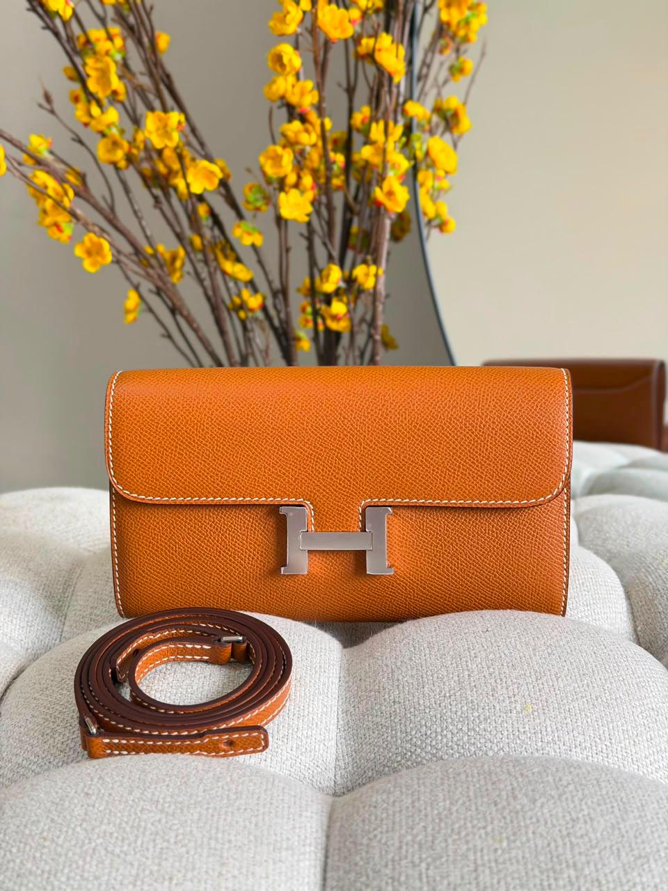 Ladies Herm**s bags