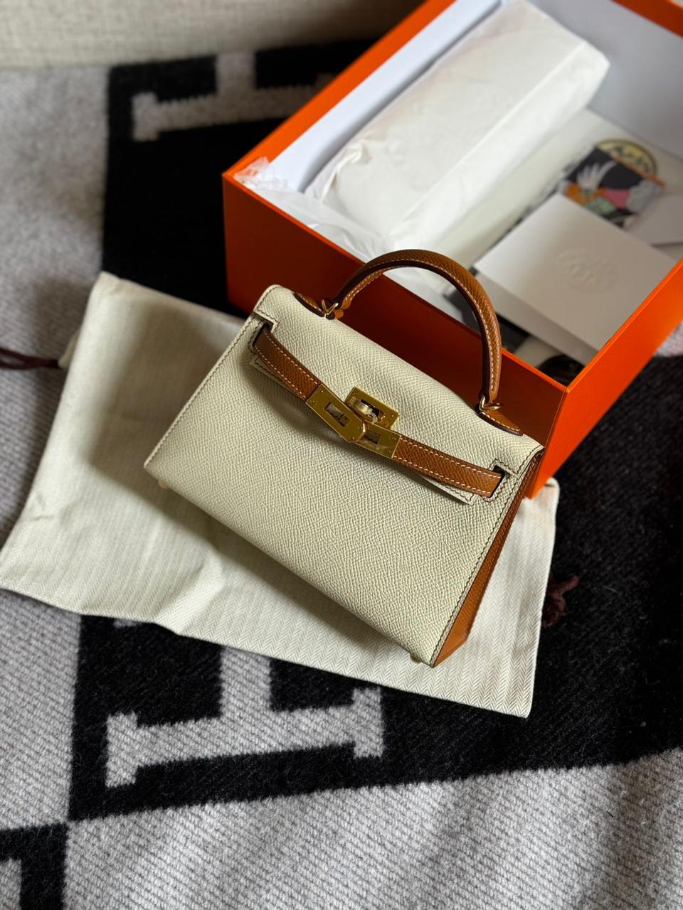 Ladies Herm**s bags